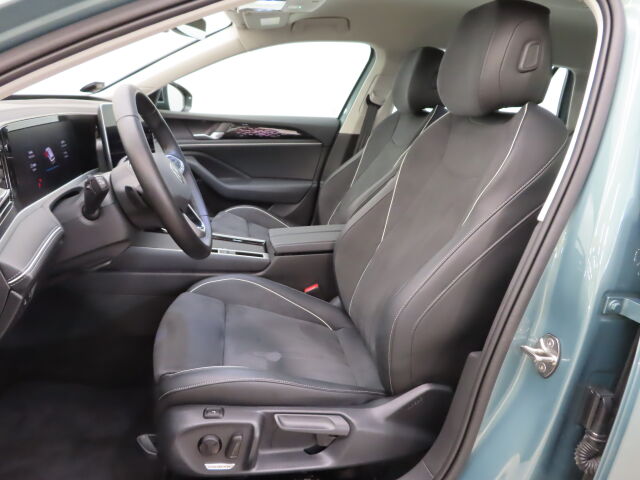 Volkswagen Passat 2025 Variant Elegance Business eHybrid 200 kW DSG-automaatti