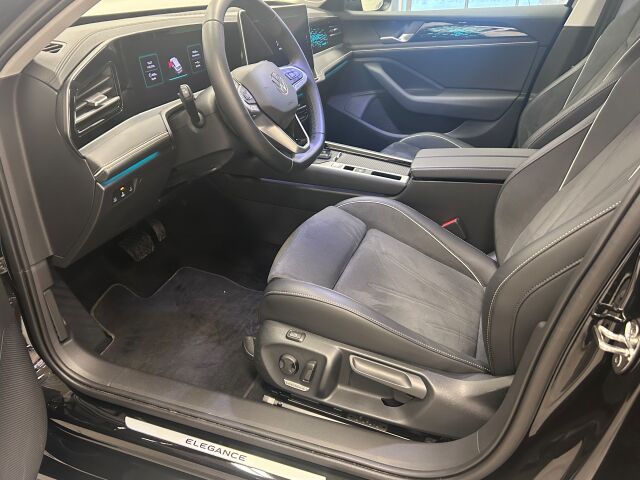 VOLKSWAGEN Passat 2025 Variant Elegance eHybrid 200 kW DSG-automaatti. Yhdeltä omistajalta. Vetokoukku