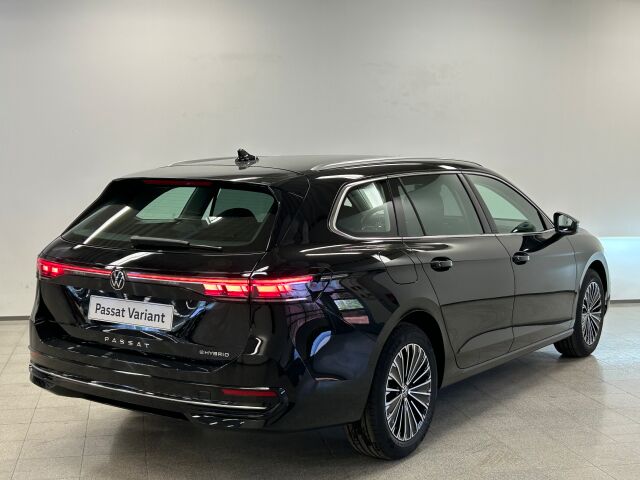 Volkswagen Passat 2025 Variant Elegance Business eHybrid 200 kW DSG-aut.