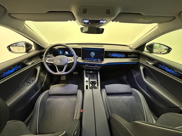 Volkswagen Passat 2025 Variant Elegance Business eHybrid 200 kW DSG-aut.