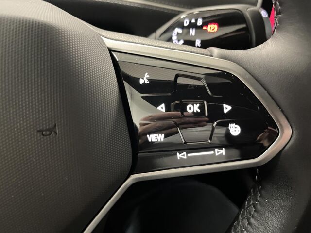 VOLKSWAGEN ID.7 2024 Tourer Pro Elegance 210 kW Akku 77 kWh, 1-omisteinen, vetokoukku, takuu!