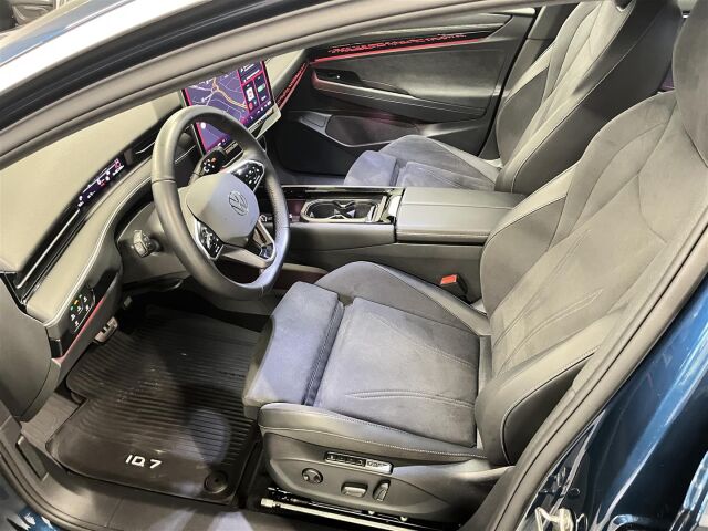 VOLKSWAGEN ID.7 2024 Tourer Pro Elegance 210 kW Akku 77 kWh, 1-omisteinen, vetokoukku, takuu!