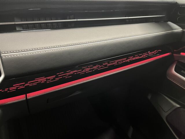 VOLKSWAGEN ID.7 2024 Tourer Pro Elegance 210 kW Akku 77 kWh, 1-omisteinen, vetokoukku, takuu!