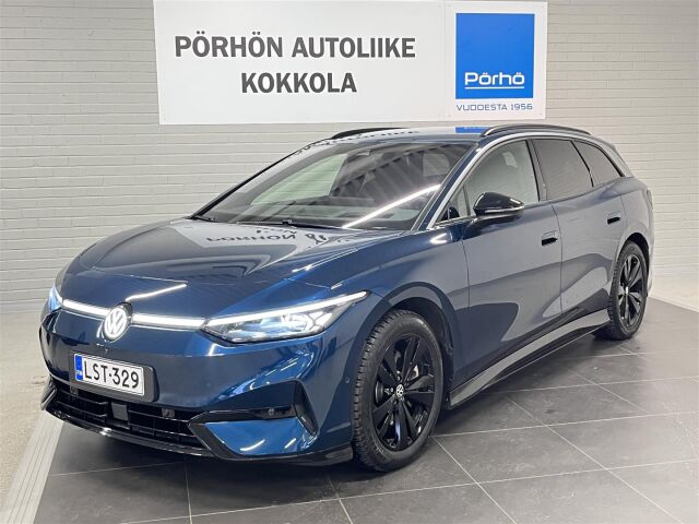 VOLKSWAGEN ID.7 2024 Tourer Pro Elegance 210 kW Akku 77 kWh, 1-omisteinen, vetokoukku, takuu!