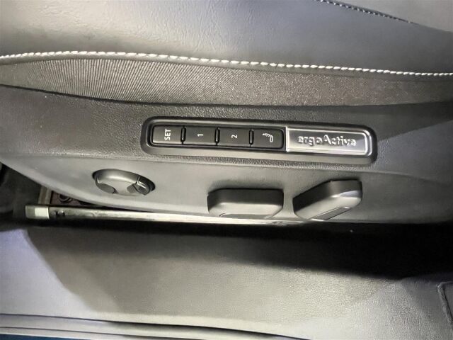 VOLKSWAGEN ID.7 2024 Tourer Pro Elegance 210 kW Akku 77 kWh, 1-omisteinen, vetokoukku, takuu!