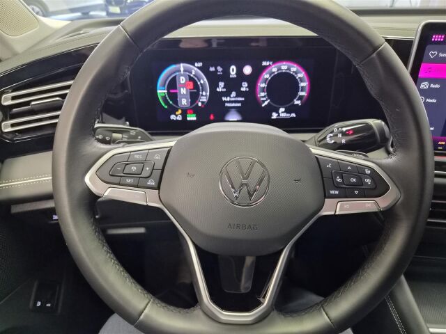 VOLKSWAGEN Tiguan 2024 Elegance Business eHybrid 150 kW DSG-automaatti * Suomiauto / 1-Omistaja / Merkkihuollettu / Vetokou