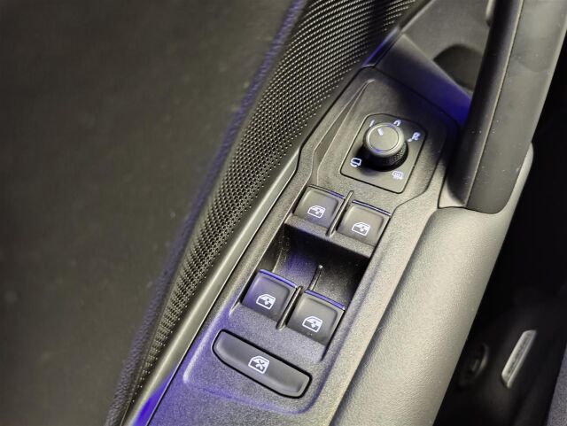 VOLKSWAGEN Tiguan 2024 Elegance Business eHybrid 150 kW DSG-automaatti