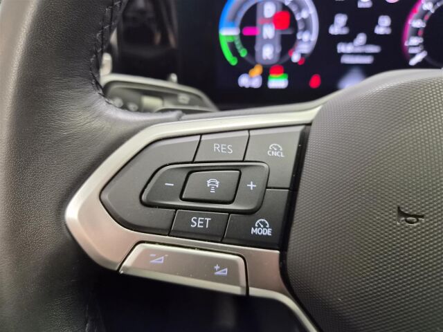 VOLKSWAGEN Tiguan 2024 Elegance Business eHybrid 150 kW DSG-automaatti * Suomiauto / 1-Omistaja / Merkkihuollettu / Vetokou