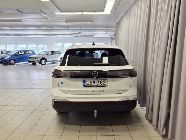 VOLKSWAGEN Tiguan 2024 Elegance Business eHybrid 150 kW DSG-automaatti * Suomiauto / 1-Omistaja / Merkkihuollettu / Vetokou