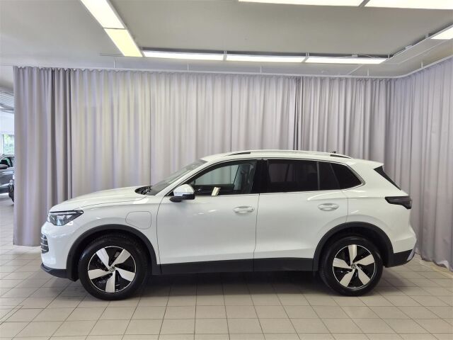 VOLKSWAGEN Tiguan 2024 Elegance Business eHybrid 150 kW DSG-automaatti * Suomiauto / 1-Omistaja / Merkkihuollettu / Vetokou