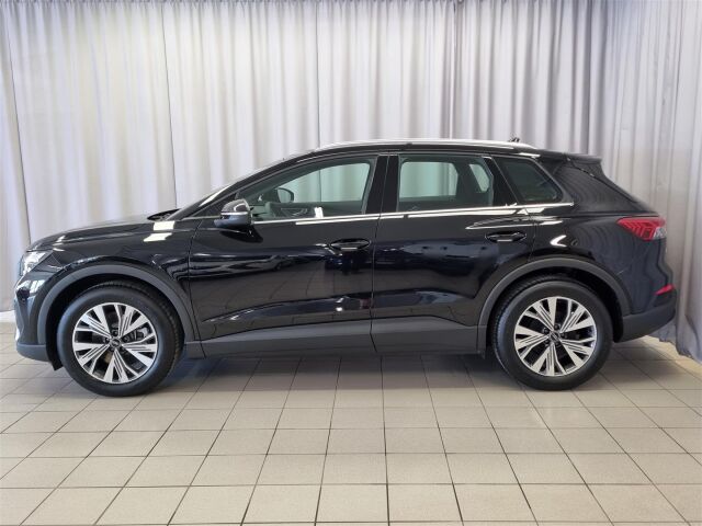 Audi Q4 e-tron 2025 SUV 45 e-tron Land of quattro | Ajamaton Q4 nopeaan toimitukseen |
