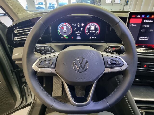 Volkswagen Tiguan 2025 Elegance 75-v Juhlamalli eHybrid 150 kW DSG-automaatti