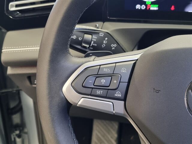 Volkswagen Tiguan 2025 Elegance 75-v Juhlamalli eHybrid 150 kW DSG-automaatti