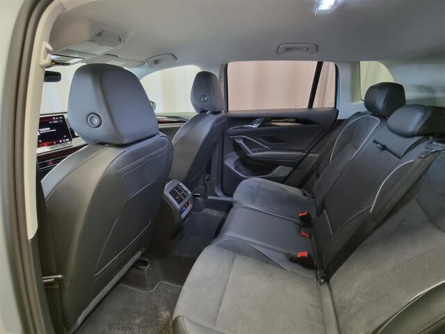 Volkswagen Tiguan 2025 Elegance 75-v Juhlamalli eHybrid 150 kW DSG-automaatti