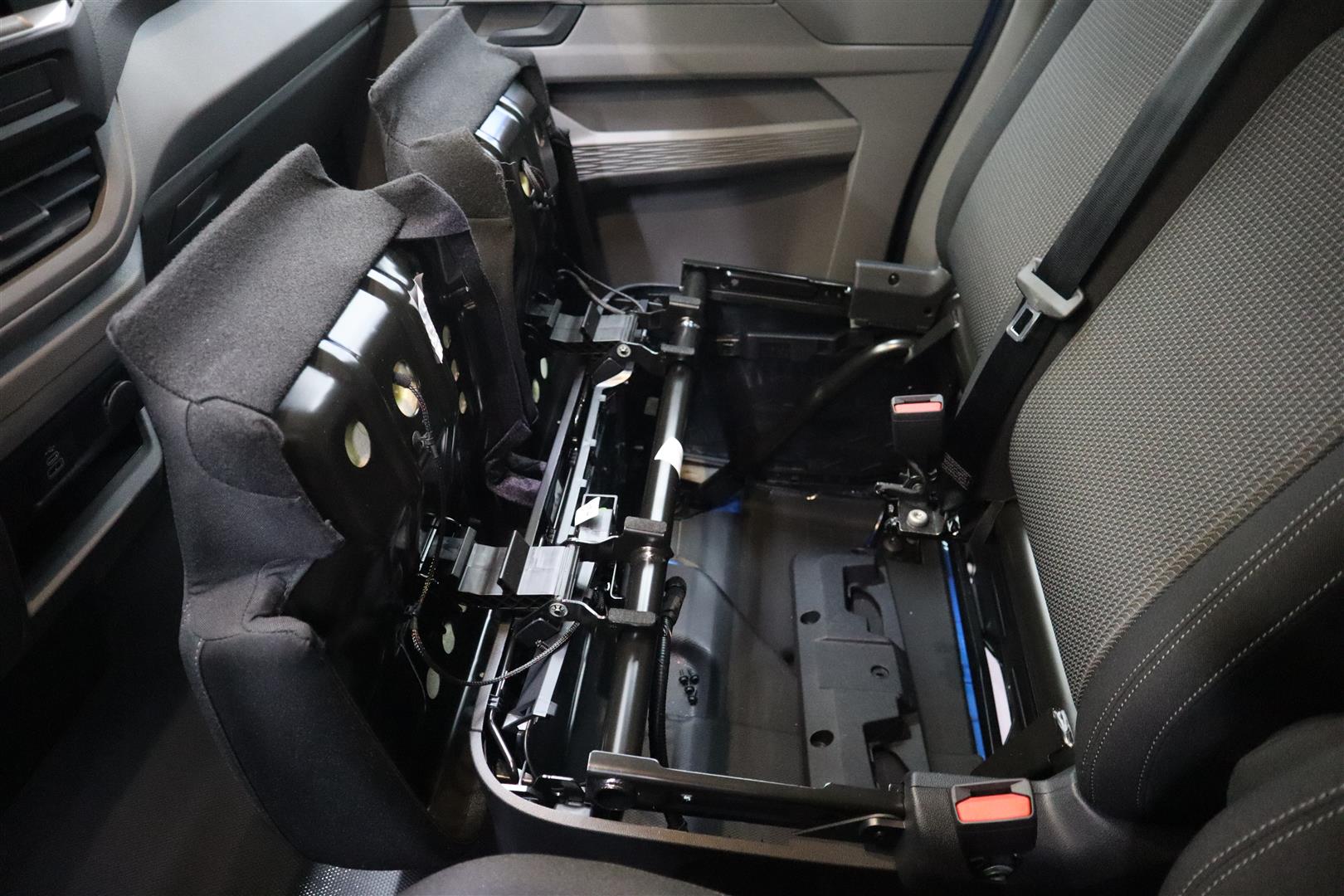 Volkswagen Transporter 2025, kuva 7/16
