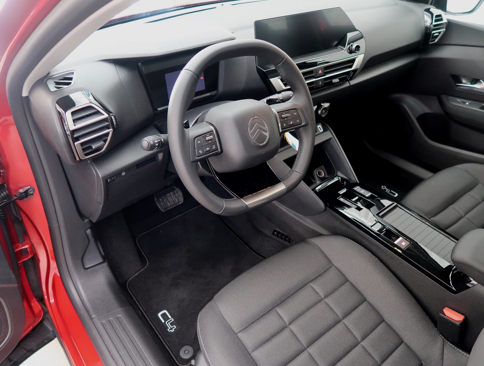 Citroen C4 Plus Hybrid 145 Automaatti 2025, kuva 5/9