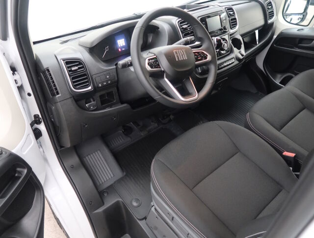 Fiat Ducato 2025 Multijet3 140 L3H2 AT *Täyskäsi varusteet veloituksetta!! Korko 2,99% + kulut!!