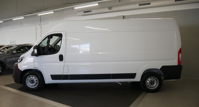 Fiat Ducato 2025 Multijet3 140 L3H2 AT / Uusi automaatti-Ducato heti ajoon! / ALV / Vanerointi / Koukku / 2 x renkaat