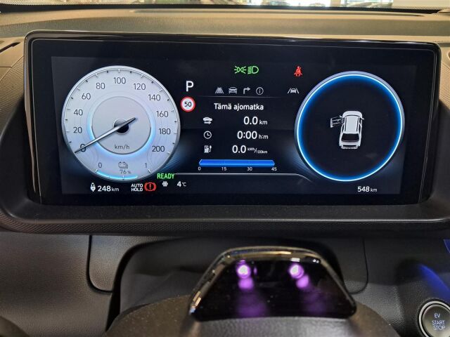 Hyundai INSTER 2025 49 kWh 115 hv In, Roof Pack, Safety Pack, Digital Key, Led Pack, 17" renkailla, V2L.