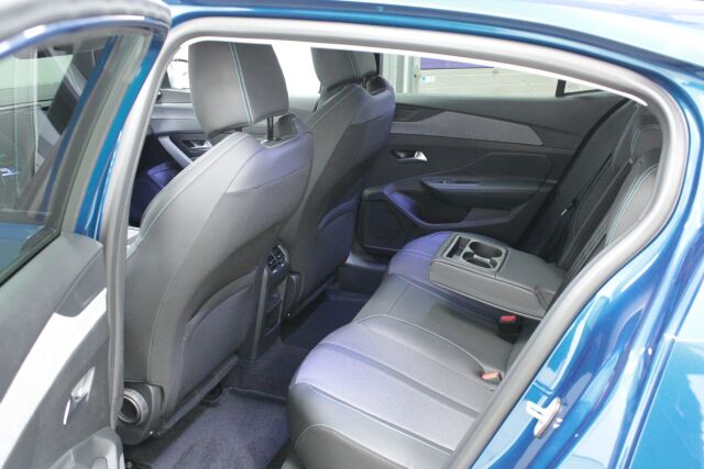 Peugeot 408 2025 Premium Edition Hybrid 145 Automaatti