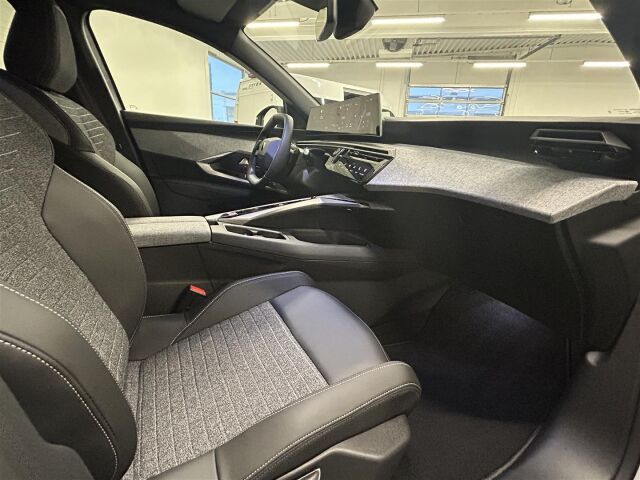 Peugeot 5008 2025 Allure Edition Hybrid 145 Aut. / 7-h / Adapt.vakkari / 360-kamera / Lämm.ohjauspyörä  /