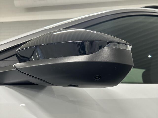 Peugeot 5008 2025 Allure Edition Hybrid 145 Aut. / 7-h / Adapt.vakkari / 360-kamera / Lämm.ohjauspyörä  /