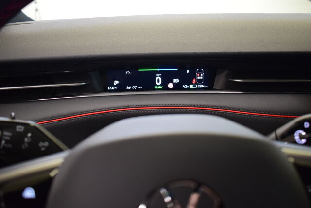 Volkswagen ID.7 2025 Tourer GTX 4MOTION 75-v Juhlamalli 250 kW, akku 86 kWh