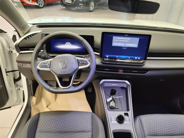 Volkswagen T-Roc 2026 Comfort 1,5 eTSI 85 kW (MHEV) DSG-automaatti, Heti Toimitukseen!