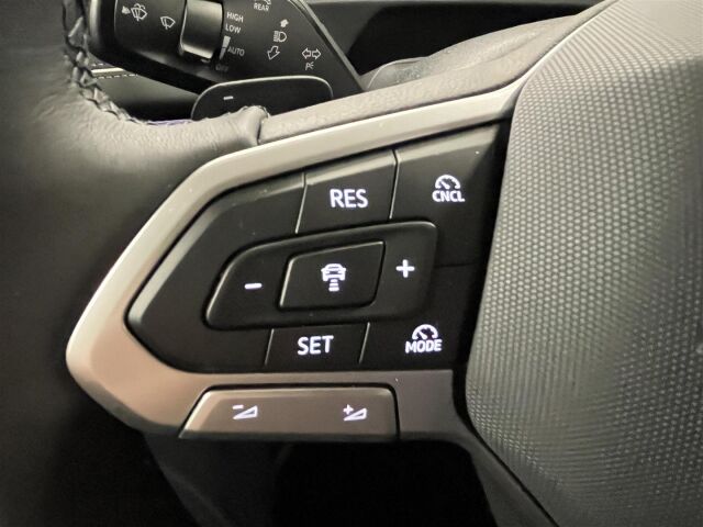 Volkswagen Tiguan 2026 Elegance Business eHybrid 150 kW DSG-automaatti