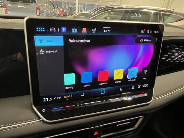 Volkswagen Tiguan 2026 Elegance Business eHybrid 150 kW DSG-automaatti