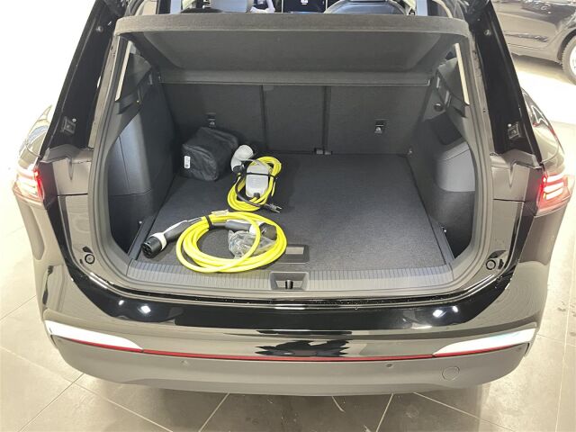 Volkswagen Tiguan 2026 Elegance Business eHybrid 150 kW DSG-automaatti