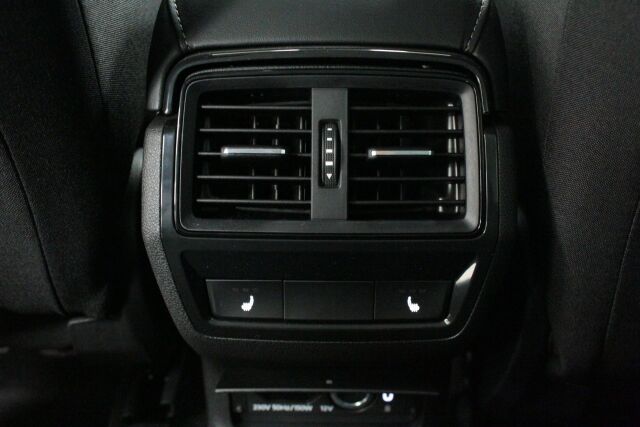 Skoda Karoq 2026 1.5 TSI Selection DSG Autom.