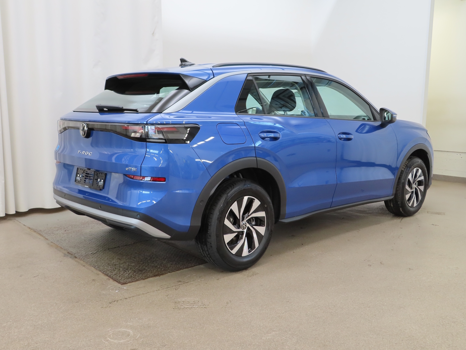 Volkswagen T-Roc 2025, kuva 2/11