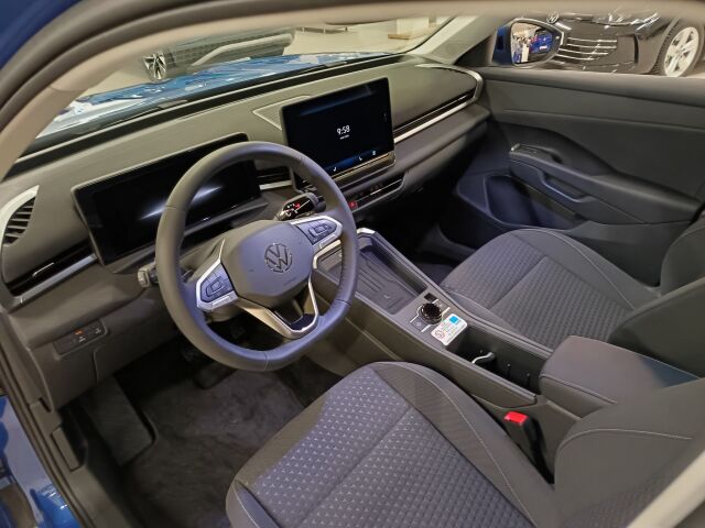 Volkswagen T-Roc 2026 Comfort 1,5 eTSI 85 kW (MHEV) DSG-automaatti