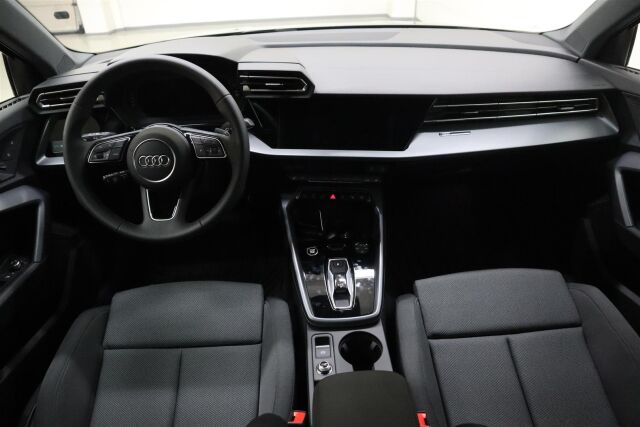AUDI A3 2025 Sportback TFSI 85 kW