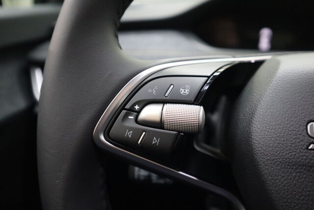 Skoda Elroq 2026 60 Selection *Metalliväri + Winter-paketti 0€**