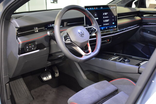 Volkswagen ID.7 2026 Tourer GTX 4MOTION 75-v Juhlamalli 250 kW, akku 86 kWh