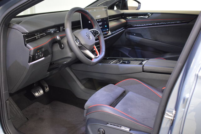 Volkswagen ID.7 2026 Tourer GTX 4MOTION 75-v Juhlamalli 250 kW, akku 86 kWh