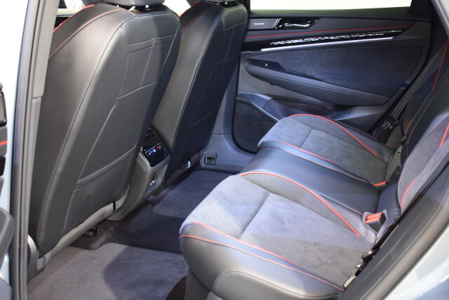 Volkswagen ID.7 2026 Tourer GTX 4MOTION 75-v Juhlamalli 250 kW, akku 86 kWh