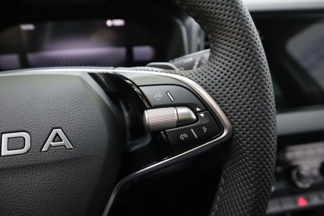 Skoda Karoq 2026 1.5 TSI Selection DSG Autom.