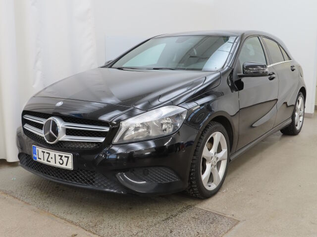 Mercedes-Benz A 2013 180 BE A Premium Business