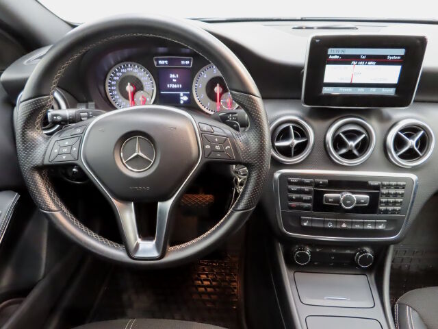 Mercedes-Benz A 2013 180 BE A Premium Business