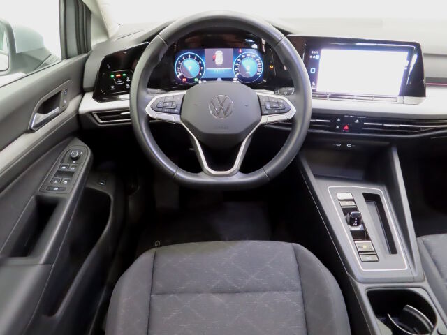 Volkswagen Golf 2024 Variant Comfort Business 1,5 eTSI 96 kW (MHEV) DSG-automaatti