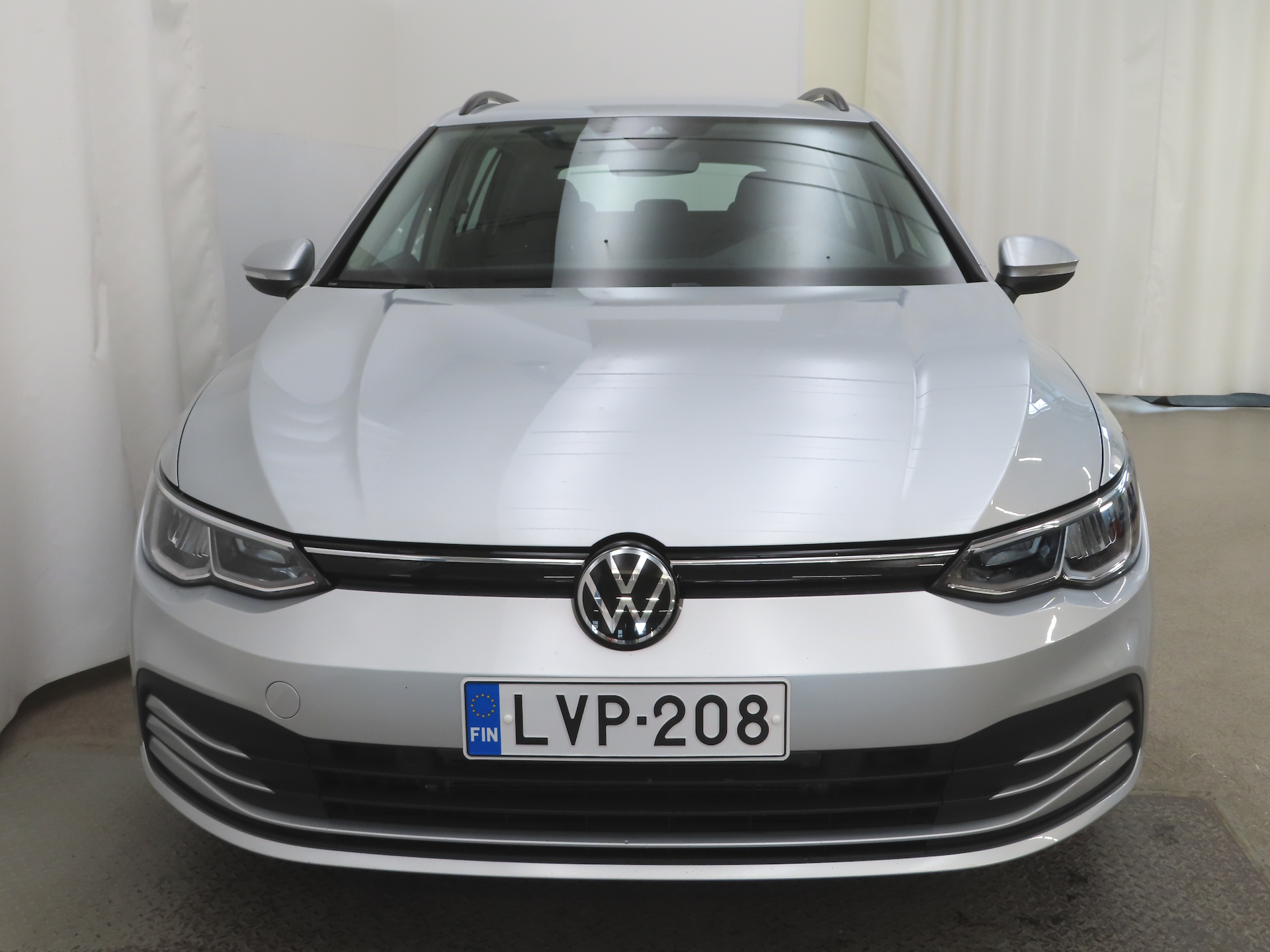 Volkswagen Golf 2024, kuva 2/11