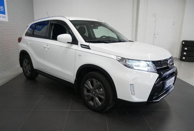 SUZUKI Vitara 2025 1,4 BOOSTERJET 48V HYBRID 4WD GL+ 6MT / Vaihtoehto uudelle! / 1-om / 2 x renkaat /