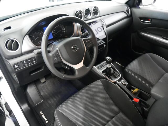SUZUKI Vitara 2025 1,4 BOOSTERJET 48V HYBRID 4WD GL+ 6MT / Vaihtoehto uudelle! / 1-om / 2 x renkaat /