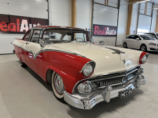 FORD Crown Victoria 1955 *2d 272cid Aut *Museorekisterissä *Täysin entisöity