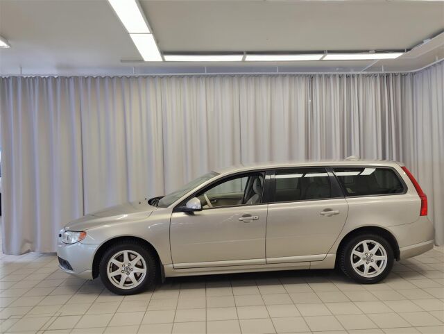 VOLVO V70 2008 2,4D Momentum aut