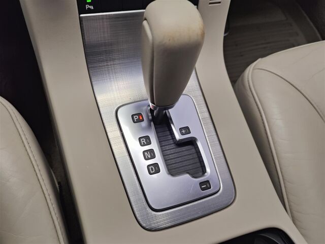 VOLVO V70 2008 2,4D Momentum aut