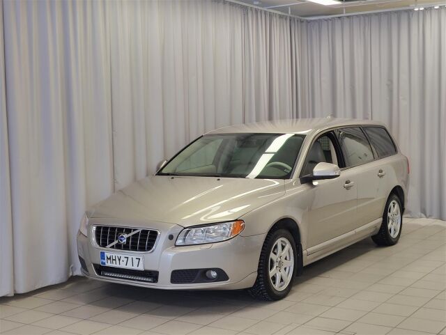 VOLVO V70 2008 2,4D Momentum aut